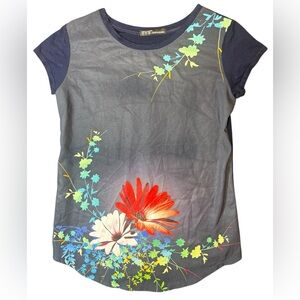Zara Basic Floral Graphic Tee Size Large